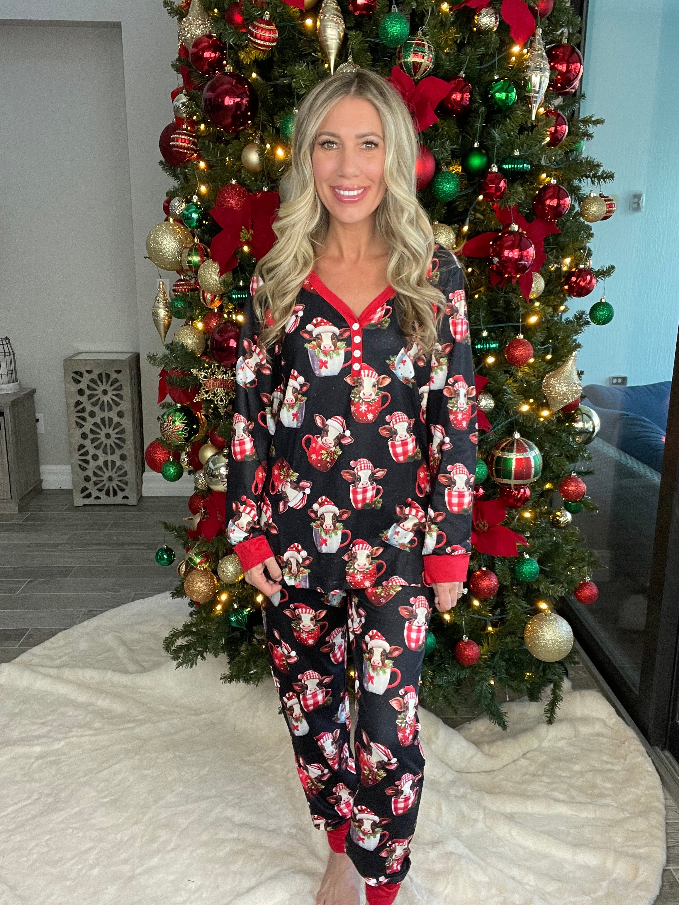 Shirley & Stone Holiday Pajamas-220 Lounge wear/Pajamas- Simply Simpson's Boutique is a Women's Online Fashion Boutique Located in Jupiter, Florida