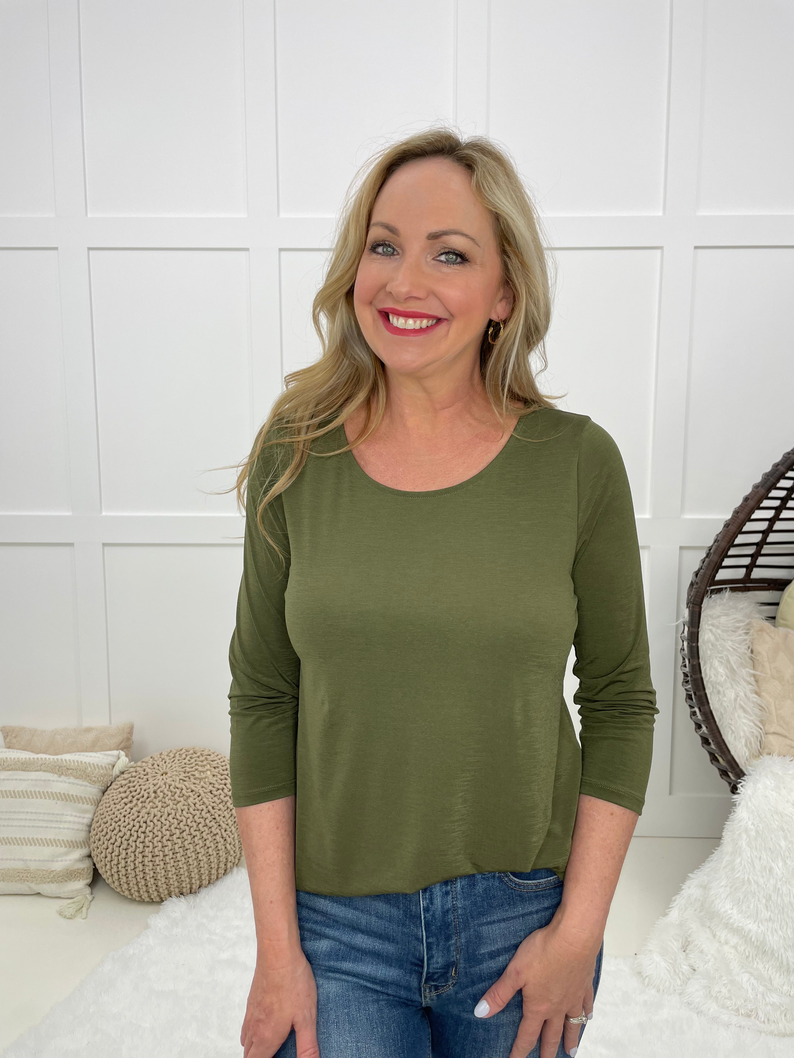 Dear Scarlett Effortless Beauty Top-110 Long Sleeves- Simply Simpson's Boutique is a Women's Online Fashion Boutique Located in Jupiter, Florida