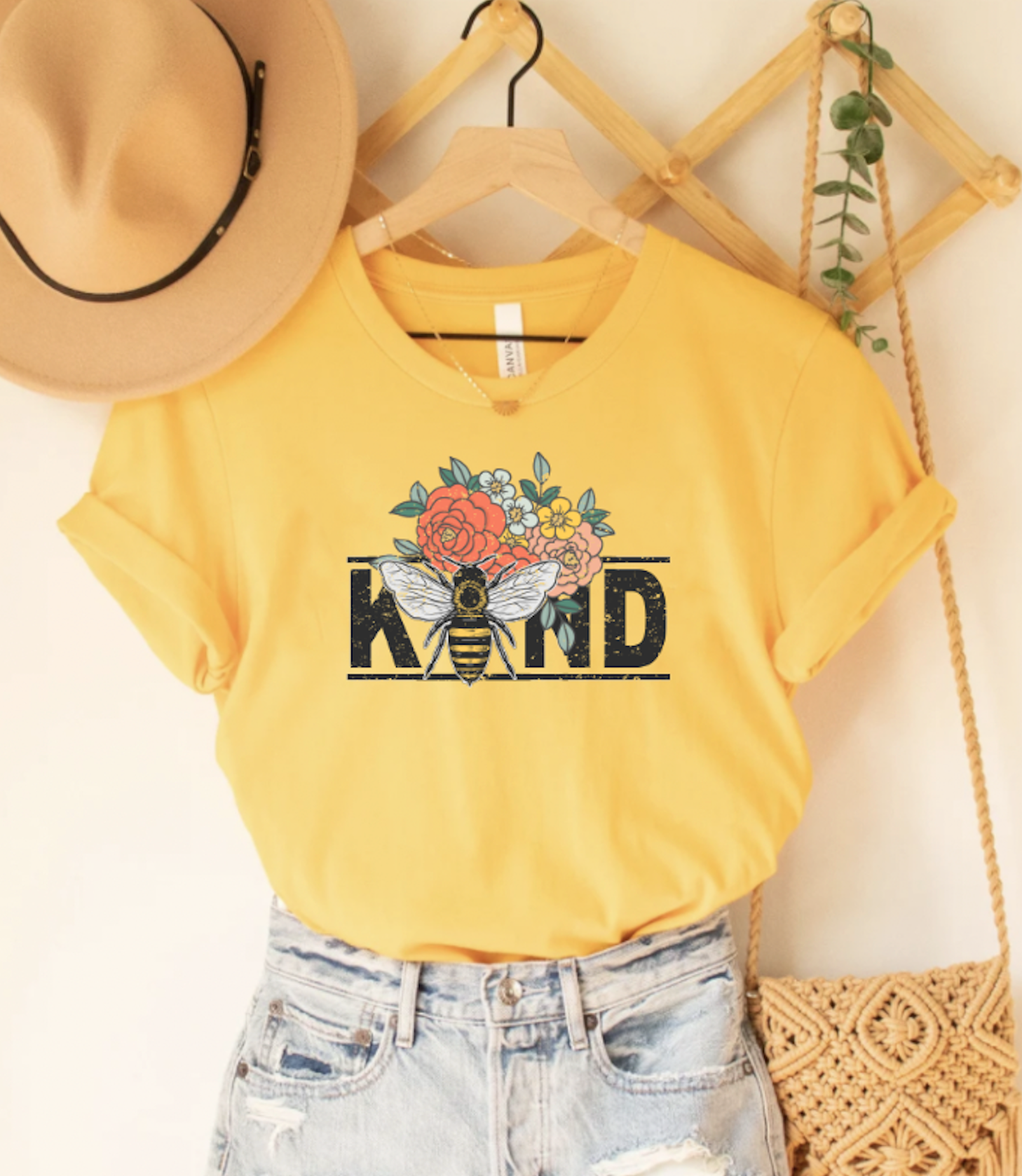 Bee Kind 🐝-Graphic Tee- Simply Simpson's Boutique is a Women's Online Fashion Boutique Located in Jupiter, Florida